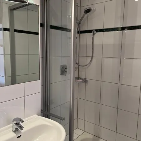 Schoen Hotel