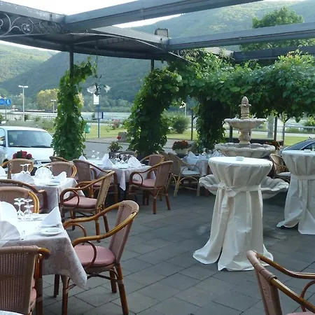 Hotel Schoen Ruedesheim am Rhein