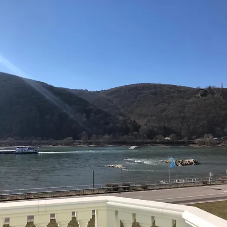 Schoen Ruedesheim am Rhein