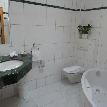 Schoen Hotel Ruedesheim am Rhein