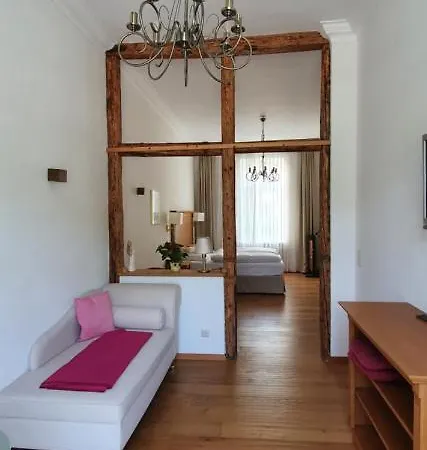 Schoen Rüdesheim am Rhein