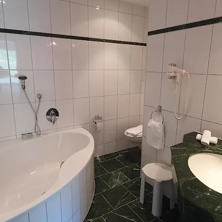 Schoen Hotel