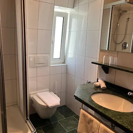 Schoen Rüdesheim am Rhein