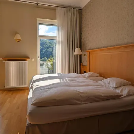 Schoen Hotel
